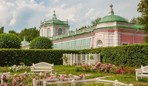 Швейцарскому домику в Кускове вернули первоначальный облик — Мэр Москвы