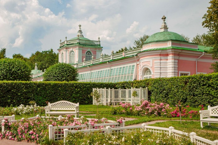 Швейцарскому домику в Кускове вернули первоначальный облик — Мэр Москвы