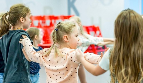 В Зеленограде для детей бойцов СВО провели свыше 35 благотворительных акций