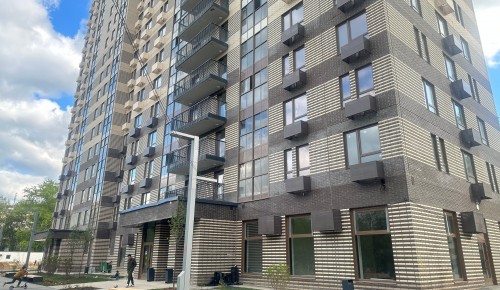 На улицах Малая Юшуньская и Херсонская введут в эксплуатацию два дома по реновации