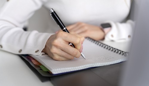 Ученица школы №1205 победила на международном литературном конкурсе