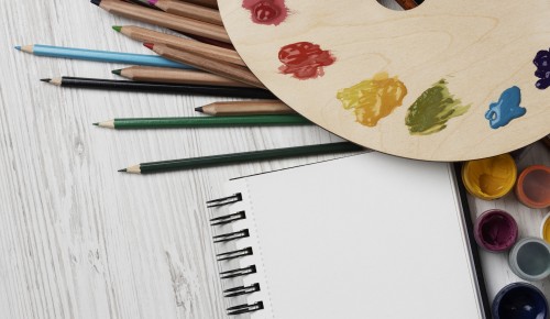 В ЦМД «Южное Бутово» пенсионеров научат рисовать с нуля