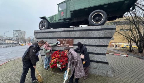 В Котловке благоустроили памятники в честь 84-й годовщины битвы под Москвой