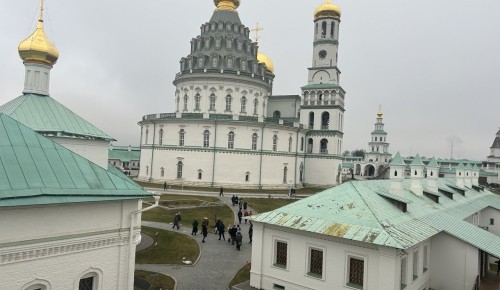 Прихожане храма сщмч. Ермогена в Зюзине совершили поездку в Ново-Иерусалимский монастырь
