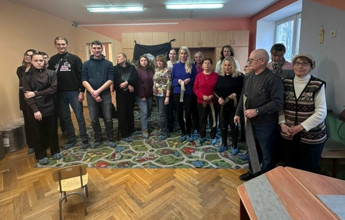 В Ломоносовском районе прошел мастер-класс по изготовлению маскировочных сетей