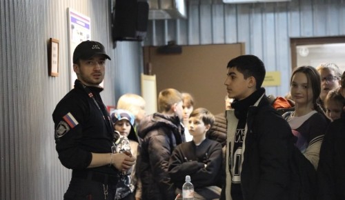 Сотрудники УВД по ЮЗАО провели День открытых дверей на базе ОМВД России по району Котловка