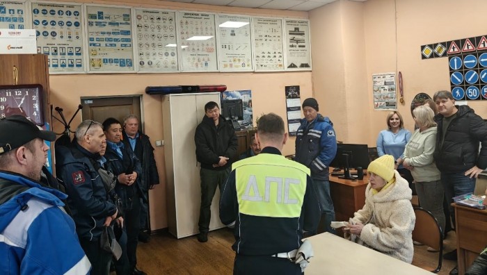 Госавтоинспекторы УВД по ЮЗАО встретились с водителями автобусного парка ГУП «Мосгортранс»