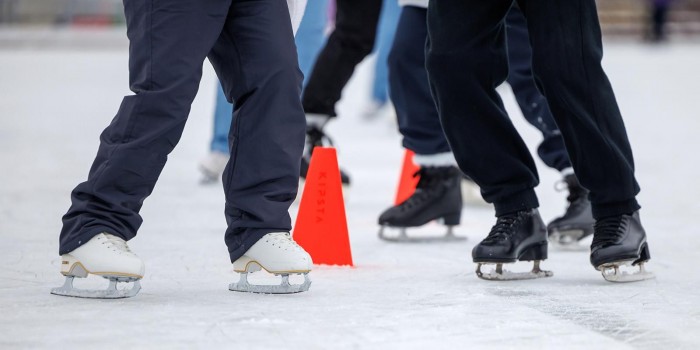 Москвичей приглашают на тренировки по зимним видам спорта