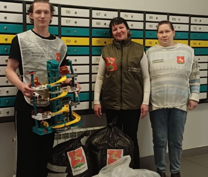 Волонтеры и жители Конькова продолжают оказывать поддержку участникам СВО и нуждающимся