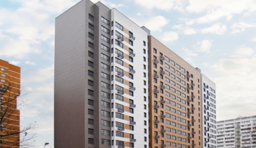 Представители 20 регионов осмотрели новостройку по реновации на ул. Гарибальди