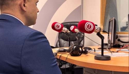 Начальник 2 отделения ОЭБиПК УВД по ЮЗАО выступил в прямом эфире радиостанции