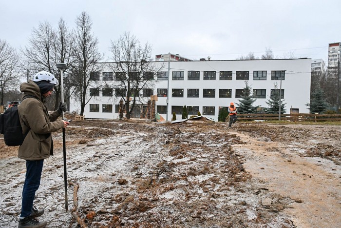 В Теплом Стане идет реконструкция здания школы №1507 по городской программе