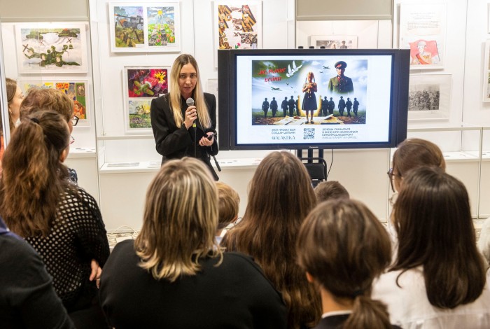 В «Меридиане» открылась выставка «Память о войне в наших сердцах»