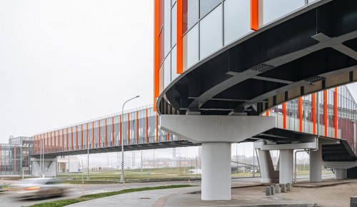 Собянин: Около станции «Корниловская» построили надземный пешеходный переход