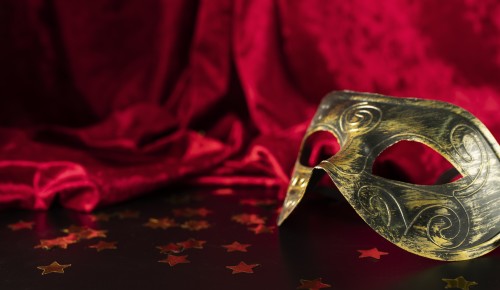 Режиссер Сергей Кузнецов представит «Сказки Кота Баюна» в галерее «Нагорная»