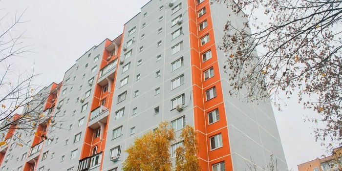 В Южном Бутове устранили промерзание стены в жилом доме