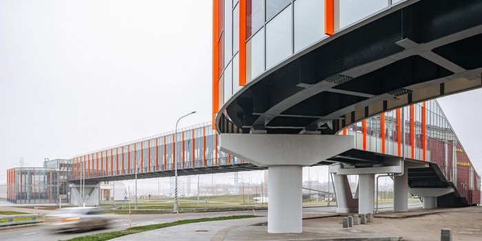 Собянин: Около станции «Корниловская» построили надземный пешеходный переход