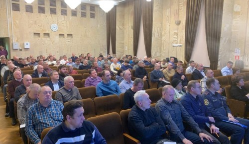 В Юго-Западном округе провели занятие со специалистами