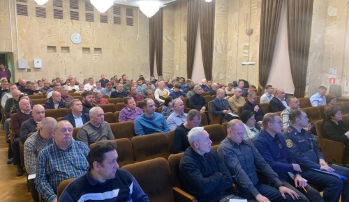 В Юго-Западном округе провели занятие со специалистами