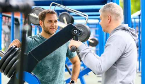 Бесплатные занятия по боксу и спортивной борьбе проходят в московских секциях