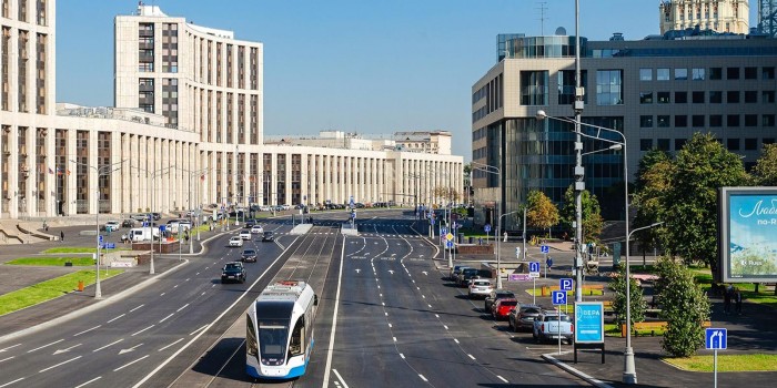 Собянин: Более 1350 км проводов убрали под землю за 10 лет проекта «Чистое небо»