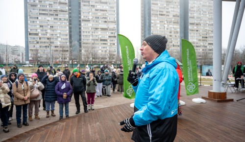 В ногах правда есть! «Шишонинцы» зарядились здоровьем в Битцевском лесу перед Новым годом