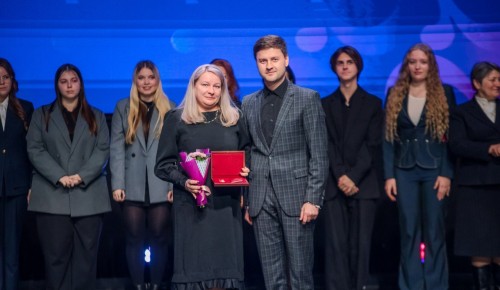 Жительница Южного Бутова удостоена знака «Волонтер Москвы»