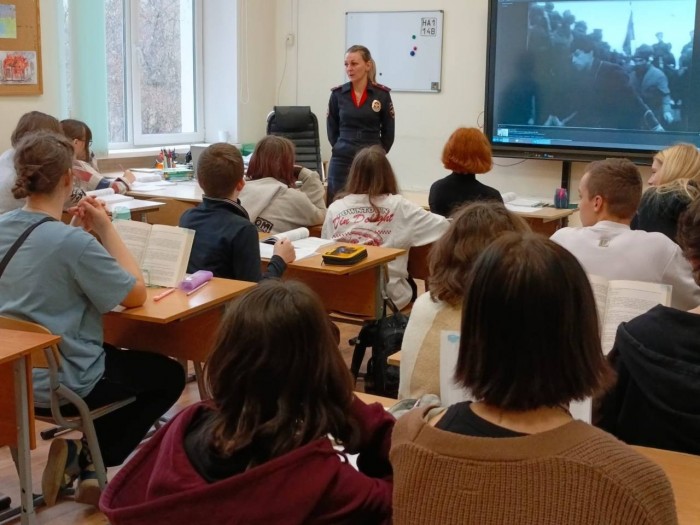 В УВД по Юго-Западному округу г. Москвы подвели итоги оперативно-профилактического мероприятия «Подросток-Семья»