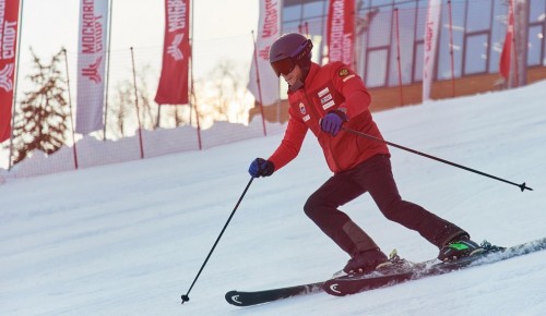 Горнолыжный сезон стартовал на «Воробьевых горах» с бесплатных тренировок и турниров