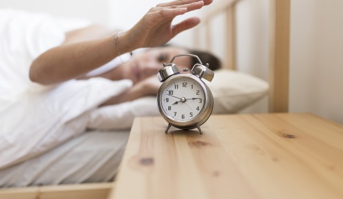 Наладить режим сна: почему мы устаем от длительного отдыха и как вернуть бодрость