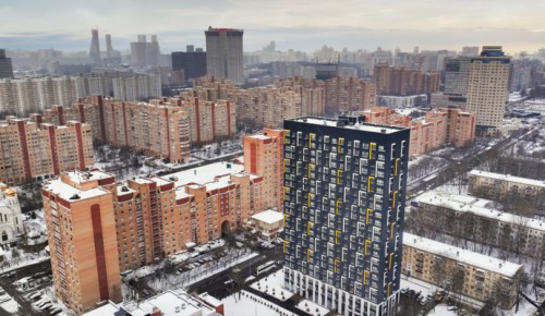 В районе Черемушки вручили ключи 250-тысячному новоселу по программе реновации