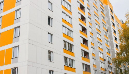 В Теплом Стане отремонтировали 10 жилых домов в 2025 году