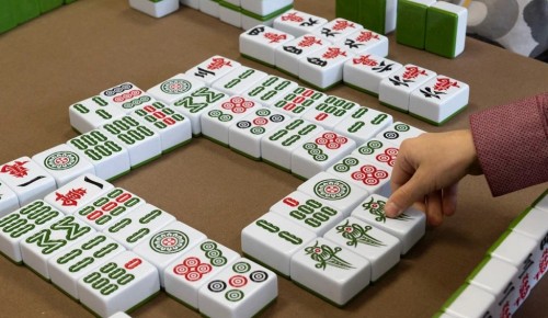 В «Меридиане» пройдет открытый турнир по маджонгу для начинающих