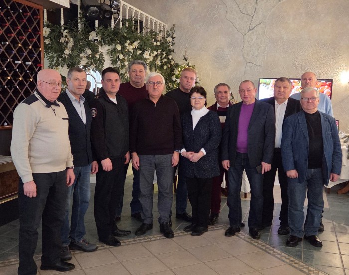 Руководство и Совет ветеранов УВД по ЮЗАО поощрили Почетной грамотой ветеранской организации столичного Главка председателя Совета ветеранов Отдела МВД России по Академическому району г. Москвы майора милиции в отставке Николая Грибкова