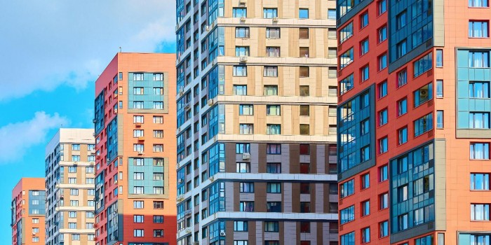 На Одесской улице строятся дома по программе реновации