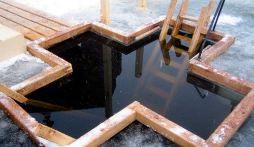 Сотрудники ГОЧСиПБ напоминают о правилах безопасности во время Крещенских купаний