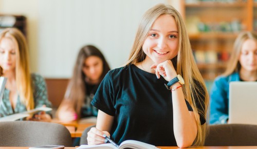 В школе №7 состоялась деловая игра «Законотворчество»