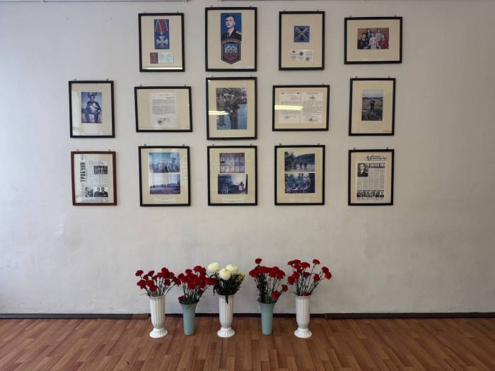 В школе №192 прошла памятная линейка