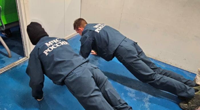 Для юных жителей Северного Бутова провели урок мужества на катке