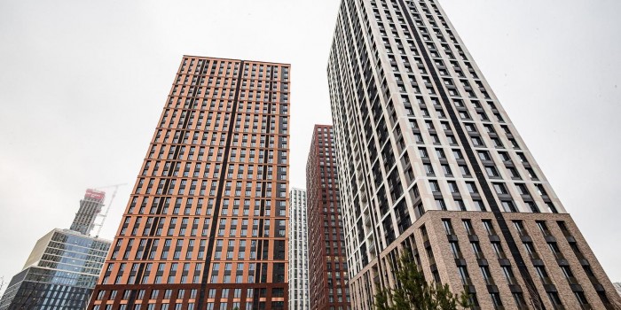 Три жилых корпуса на улице Архитектора Власова ввели в эксплуатацию