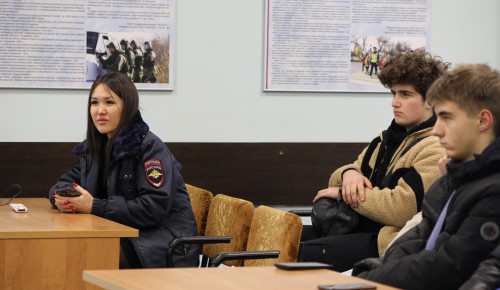 «Студенческий десант» МФЮА высадился в ОМВД России по Обручевскому району