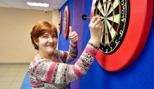 В Южном Бутове определили лучших игроков в дартс среди старшего поколения