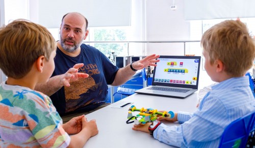 Собянин: В Москве работает 140 тыс. кружков и секций для детей