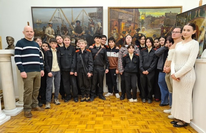 Кадеты столичной школы № 1694 побывали на выставке «Русский детектив» в Студии художников им. В.В. Верещагина МВД России