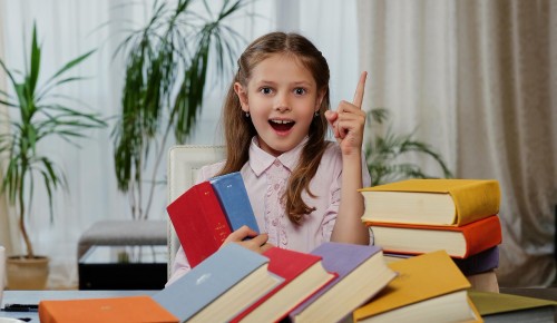 В библиотеке №169 «Проспект» открыли дополнительный набор в кружок «Скорочтение»