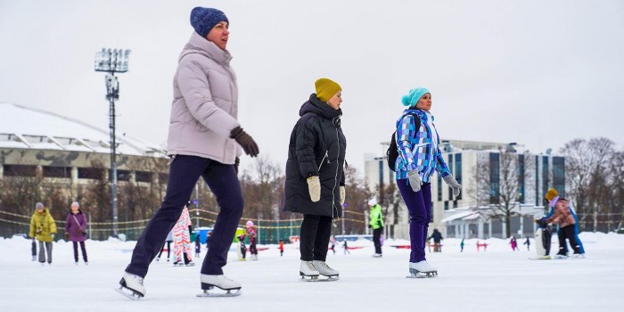 В Конькове в честь Дня студента организовали дискотеку на льду