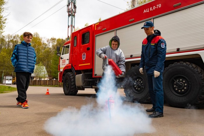 Более 33 тысяч профилактических мероприятий провели работники столичного Пожарно-спасательного центра за 2025 год