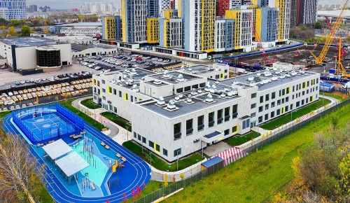 Мэр Москвы сообщил о завершении строительства школы в Богородском
