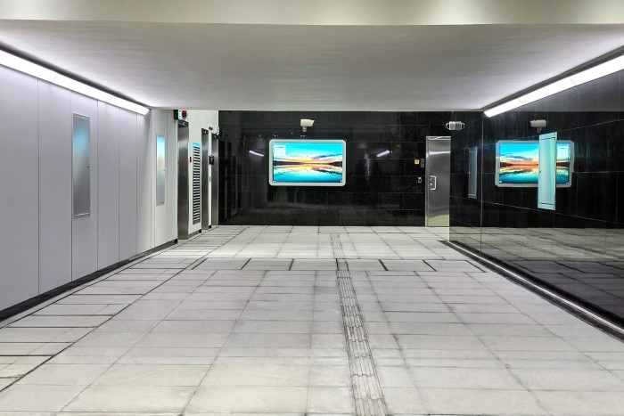 На станции метро «Вавиловская» открыт новый подземный переход