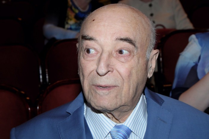 Собянин принял решение назвать улицу в Раменках в честь Владимира Этуша